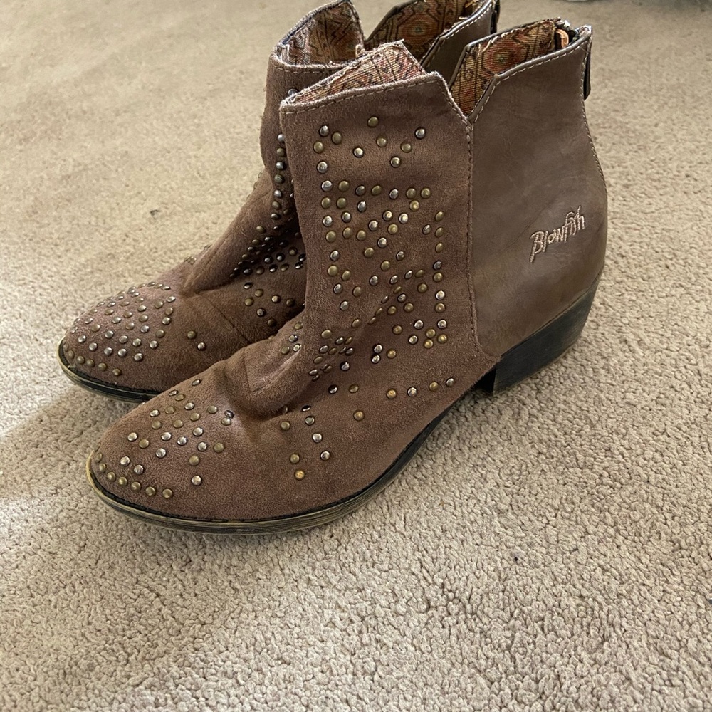 Booties - Picture 3 of 4